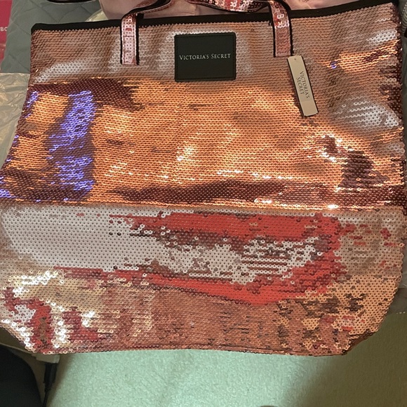 Victoria's Secret Shimmering Pink Sequin Tote bag BNIP - Picture 5 of 7